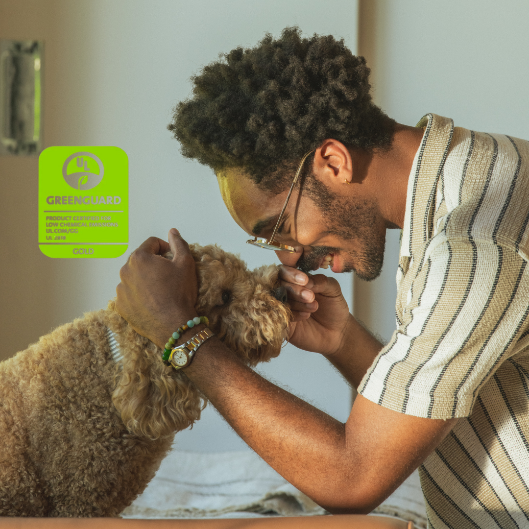Certificarea GREENGUARD Gold - un angajament pentru crearea unui mediu sanatos pentru animalele de companie