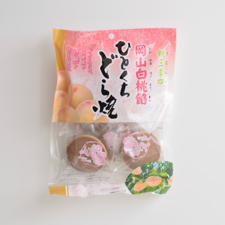 Dulce - Dorayaki cu piersică albă și pastă de fasole roșie 115g