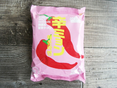 Produse Alimentare - Nissin Shin Myeon Korean-Style Spicy Ramen 100g