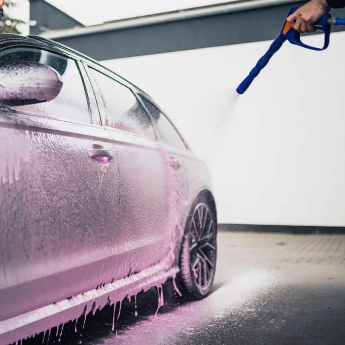 K2 BELA NEON PRO 5L PINK SPUMA ACTIVA ROZ CU AROMA DE CAPSUNI Buc. [4]