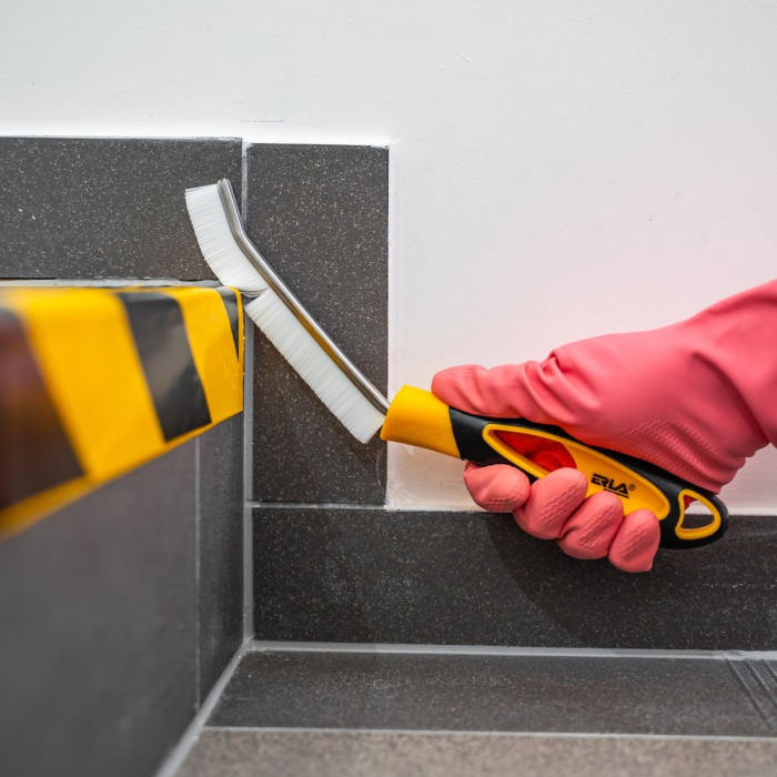 K2 ERLA FUGER PERIE DE CURATAT [5]