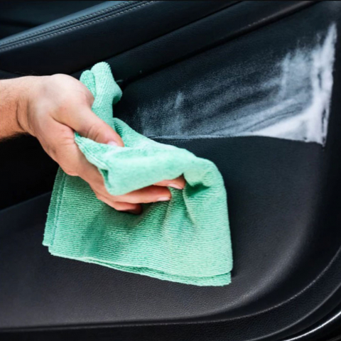 SPRAY CURATAT INTERIOR CU PERIE INTERIOR 1 400ML TURTLE WAX [6]