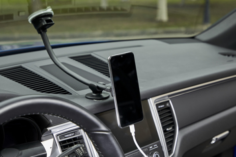 SUPORT TELEFON MAGNETIC AUTO CU FIXARE PE PARBRIZ CU VENTUZA [8]
