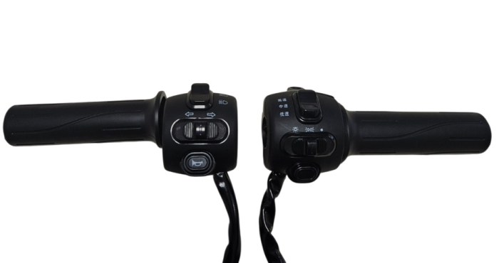 Acceleratie + comenzi lumini scuter electric [1]