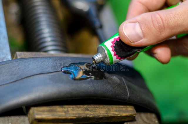 Solutie lipit petice camera bicicleta (buc) [2]