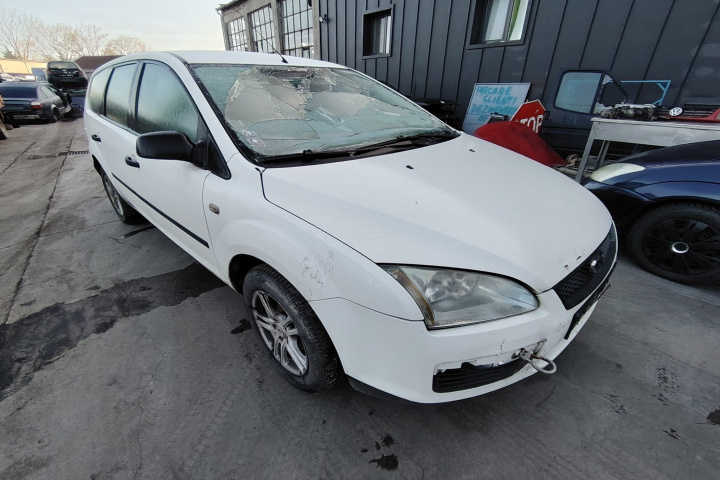 Aripă Ford Focus 2 — 2026: Prețuri, Pre/Post Facelift și Montaj Pas cu Pas