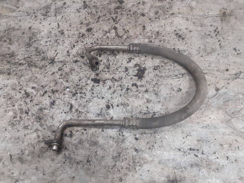 Conducte Aer Condiționat Auto – Ghid: Tipuri, Simptome Scurgeri și Înlocuire