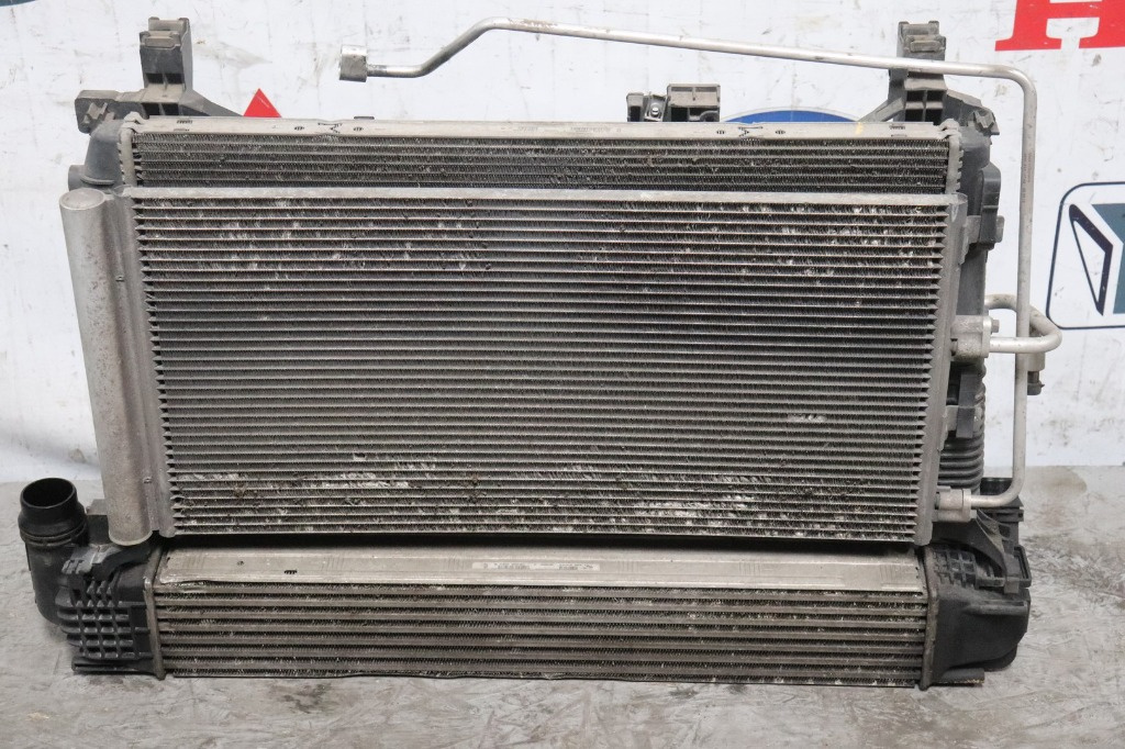 Radiatorul de Apă al Motorului – Ghid Complet: Funcționare, Defecte și Înlocuire
