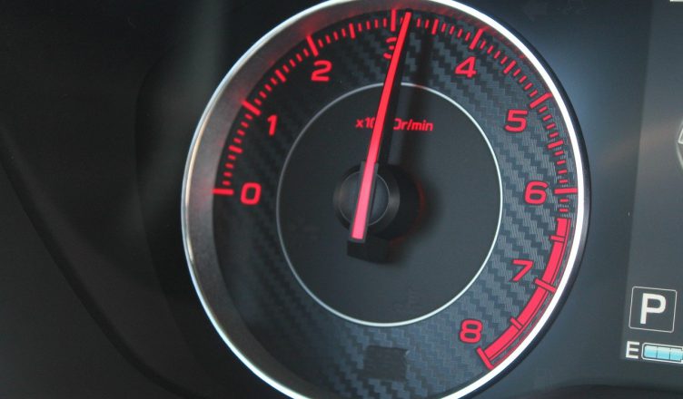 Turația motorului fluctuantă. Cauze, diagnostic și soluții