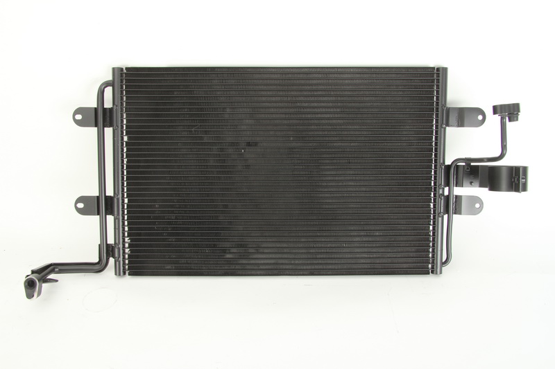 Condensatoare - Radiator AC potrivit NISSAN MICRA II 1.0-1.5D 1992-2003