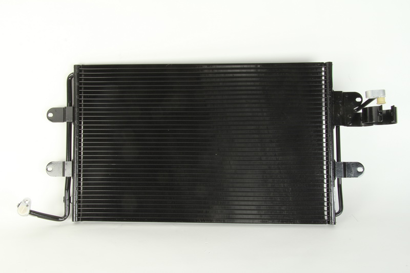Condensatoare - Radiator AC potrivit VW NEW BEETLE 1.6-3.2 1998-2010
