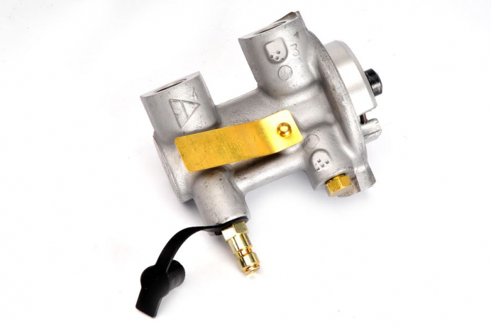 Actuator ambreiaj potrivit MERCEDES ACTROS, ATEGO, AXOR 04.96-
