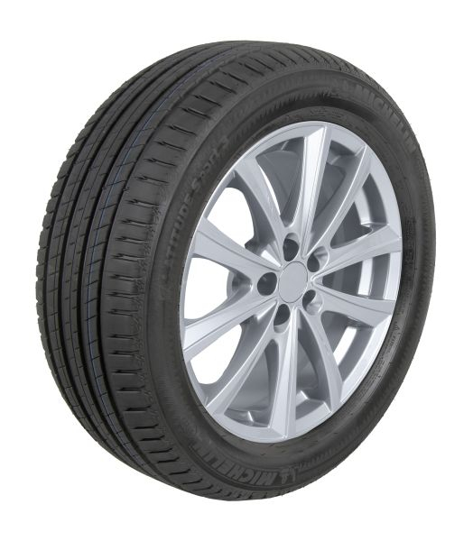 Anvelopa vara Latitude Sport 3, MICHELIN 4x4 / SUV, XL, T0, Acoustic, etichete: Din data de 01.05.2021: eficienta combustibil - C; aderenta pe teren umed - A; clasa de măsurare a zgomotului [2]