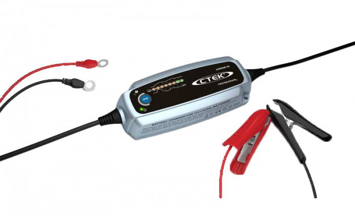 Aparat incarcat baterii auto 12V, curent de incarcare 5A LITHIUM XS acumulator LiFePO4 (tehnologie fosfat-fier-litiu)