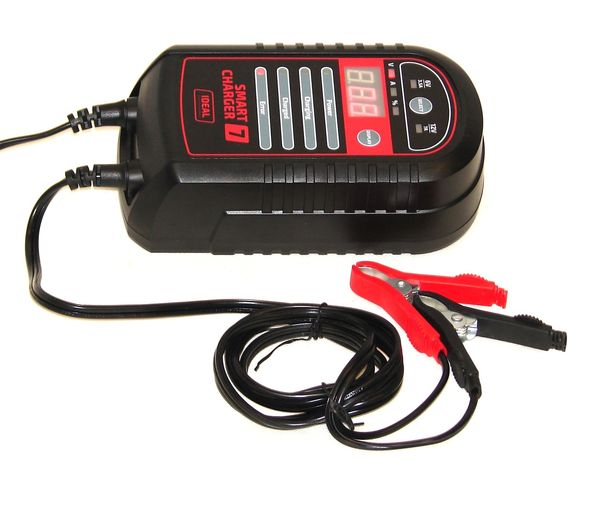 Aparat incarcat baterii auto  curent incarcare 3,5/7A, tensiune 6/12V, baterie cu acid, de tip AGM si cele cu gel [3]