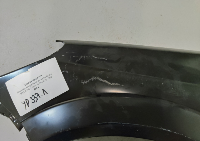 Aripa fata Stanga cu locas semnalizator potrivit OPEL ASTRA H, ASTRA H CLASSIC, ASTRA H GTC, ASTRA H KOMBI 03.04-12.12 Resigilat