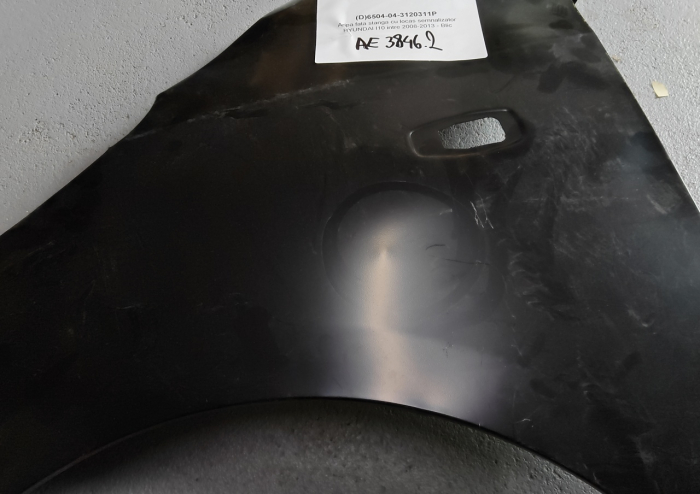 Aripa Stanga (cu locas semnalizator) potrivit HYUNDAI I10 I 01.08-12.13 Resigilat