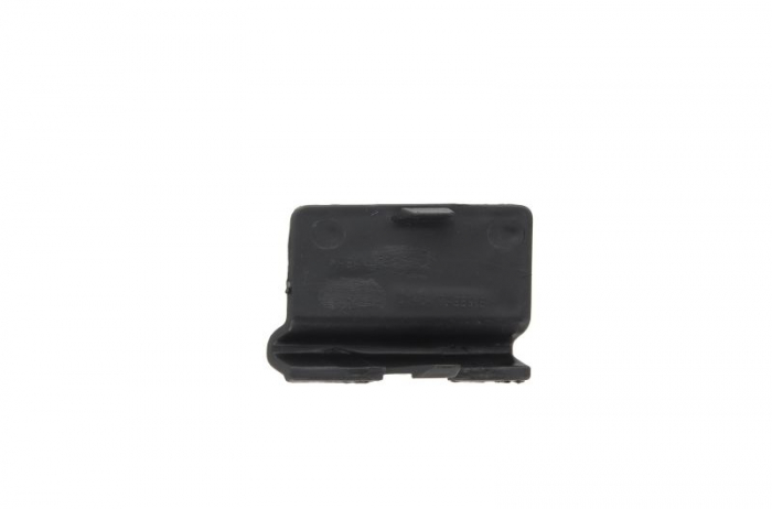 Capac carlig remorcare potrivit FORD KUGA 2013-2016 - fata negru lucios [2]