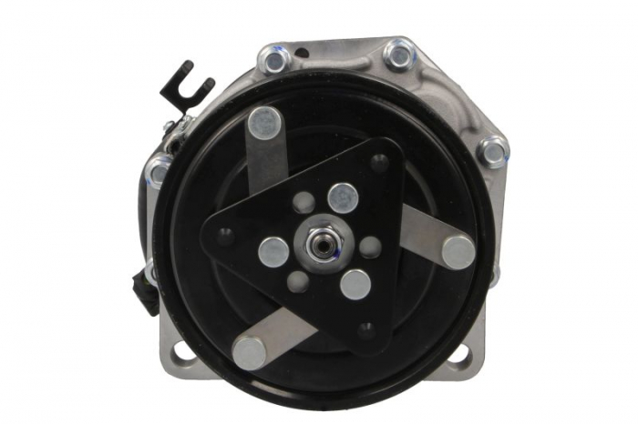 Compresor climatizare potrivit AUDI A3, TT; FORD GALAXY I, GALAXY MK I; SEAT ALHAMBRA, CORDOBA, CORDOBA VARIO, IBIZA II, INCA, LEON, TOLEDO II; SKODA OCTAVIA I, OCTAVIA I/KOMBI 1.4-3.2 02.93-12.13 [2]