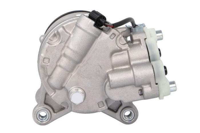 Compresor climatizare potrivit BMW 1 (F20), 1 (F21), 2 (F22, F87), 2 (F23), 3 (F30, F80), 3 (F31), 3 GRAN AutoturismO (F34), 4 (F32, F82), 4 (F33, F83), 4 GRAN COUPE (F36) 1.5-3.0D dupa 2011 [3]