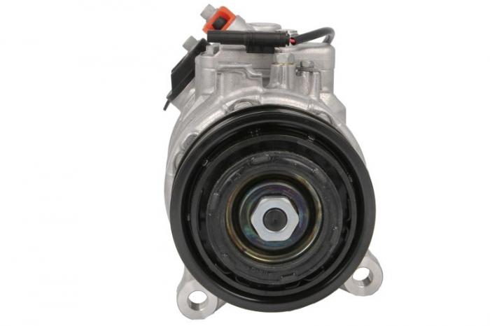 Compresor climatizare potrivit BMW 1 (F20), 1 (F21), 3 (F30, F80), 3 (F31), 3 GRAN AutoturismO (F34), 4 (F32, F82), 4 (F33, F83), 4 GRAN COUPE (F36), X3 (F25), X4 (F26) 1.6-3.0D dupa 2010 [2]