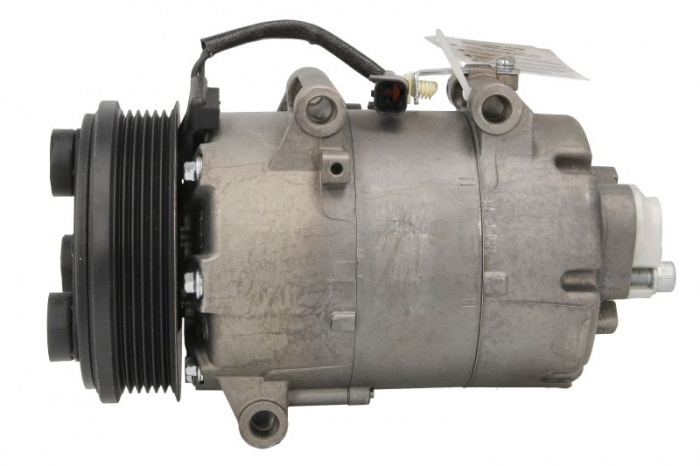 Compresor climatizare potrivit VOLVO C30, C70 II, S40 II, V50; FORD C-MAX, FOCUS C-MAX, FOCUS II, FOCUS II KOMBI, KUGA I 2.0D 10.03-12.12