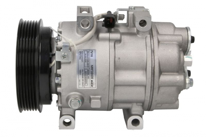 Compresor climatizare potrivit VOLVO C30, C70 II, S40 II, V50; FORD C-MAX, FOCUS C-MAX, FOCUS II, FOCUS II KOMBI, KUGA I 2.0D 2.4D 10.03-06.13
