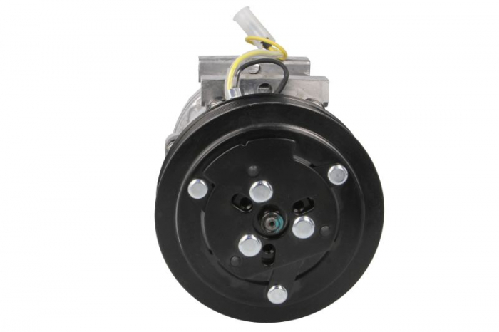 Compresor climatizare potrivit VOLVO FH12, FH16, FH16 II, FM, FM II, FM10, FM12, FM9, FMX, FMX II, NH12 dupa 1993 [2]