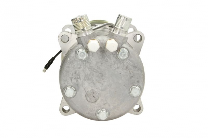 Compresor climatizare (R134a) potrivit AGCO; KENWORTH, CASE IH 9210, 9230, 9240, 9250, 9260, 9270; MASSEY FERGUSON MF 32, MF 34, MF 36, MF 38, MF 40, MF 40 B, MF 40 E [3]