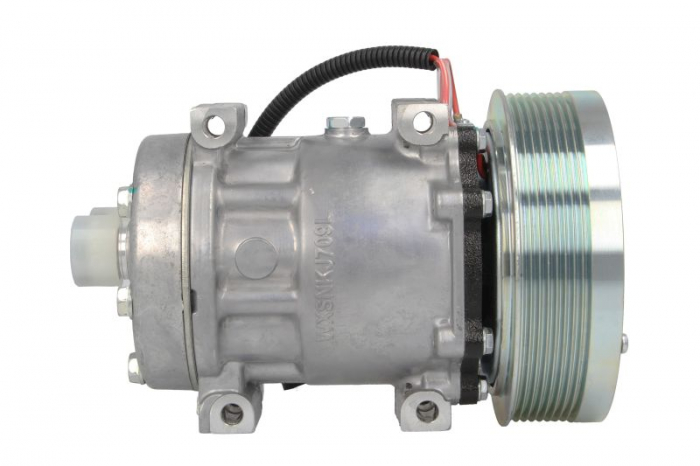 Compresor climatizare (R134a) potrivit CASE IH 180, 190, 200, 210, 215, 220, 225, 235, 240, 245, 250, 255, 260, 2654, 275, 280, 290, 305, 310, 315, 3154, 335, 340, 370, 380, 400, 4250, 7110, 7120 [4]