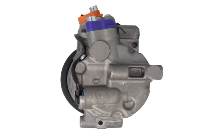 Compresor climatizare (reconditionat) potrivit AUDI A4 ALLROAD B8, A4 B7, A4 B8, A5, A6 C6, A8 D3, Q5, Q7; LAMBORGHINI GALLARDO, GALLARDO SPYDER 1.8-5.2 dupa 2004 [2]