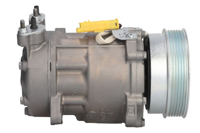 Compresor climatizare (reconditionat) potrivit CITROEN C5 I, C8; FIAT ULYSSE; LANCIA PHEDRA; PEUGEOT 406, 607, 807; RENAULT LAGUNA II 2.9/3.0 dupa 2000 [3]