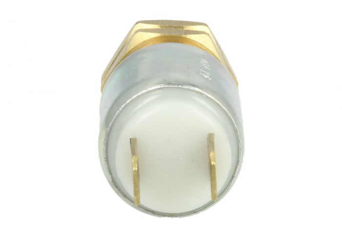 Comutator lumini frana MERCEDES T1 (601), T1 (601, 611), T1 (602); VOLVO 240, 260, 740, 760, 780, 850, 940, 940 II, 960, 960 II; BMW 02 (E10), 2000 (120), 2500-3.3 (E3), 2.5-3.2 (E9) intre 1965-1998 [2]