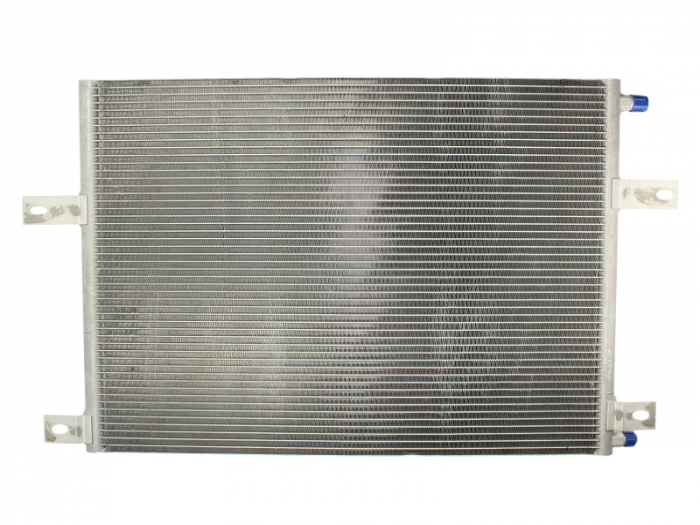 Condensator A/C 650x500x22 potrivit RVI MAGNUM 04.96- [2]