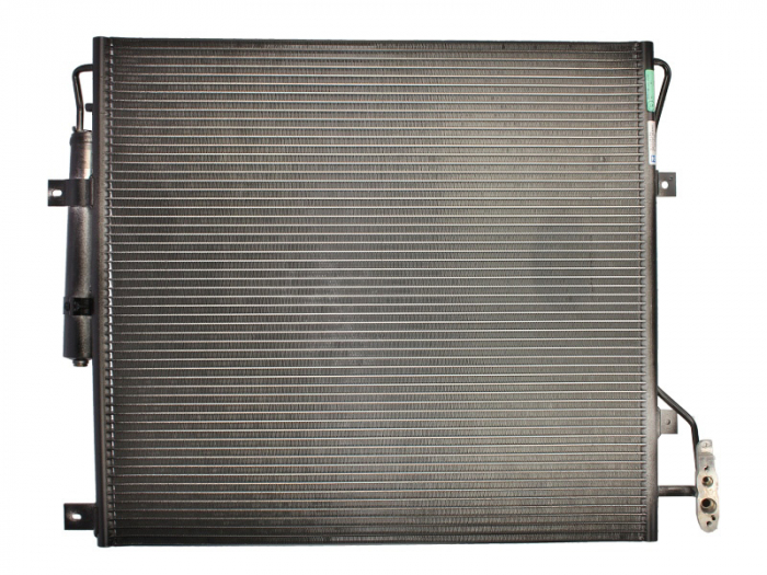 Condensator climatizare (cu uscator, element aditional) potrivit LAND ROVER DISCOVERY IV, RANGE ROVER SPORT I 2.7D-5.0 04.09-12.18