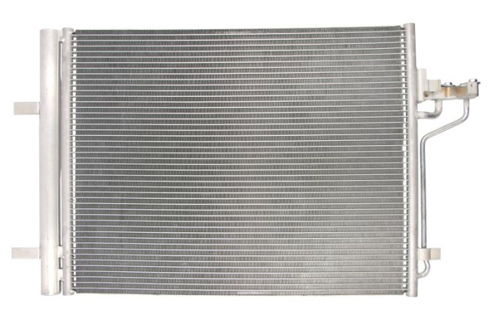 Condensator climatizare (cu uscator) potrivit FORD C-MAX II, FOCUS III, FOCUS III HATCHBACK, GRAND C-MAX 1.6-2.0D 04.10-02.20