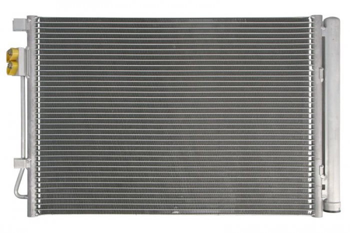 Condensator climatizare (cu uscator) potrivit HYUNDAI I20 I 1.2 1.4 09.08-12.15