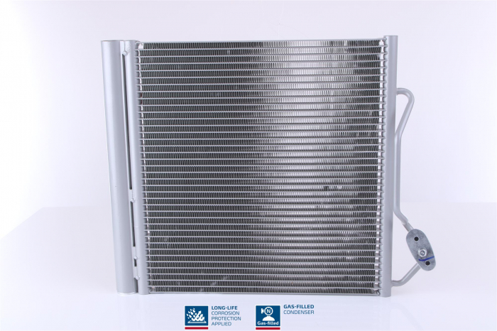 Condensator climatizare (cu uscator) potrivit SMART CABRIO, CITY-COUPE, CROSSBLADE, FORTWO 0.6 0.7 0.8D 07.98-01.07