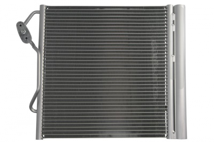 Condensator climatizare (cu uscator) potrivit SMART CABRIO, CITY-COUPE, CROSSBLADE, FORTWO 0.6 0.7 0.8D 07.98-02.07