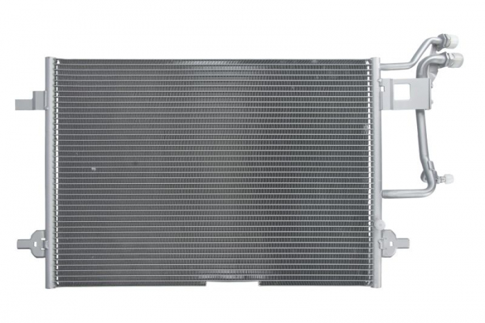 Condensator climatizare potrivit AUDI A4 B5, A4 B6; VW PASSAT B5 1.6-2.8 11.94-12.04