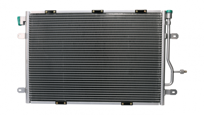 Condensator climatizare potrivit AUDI A4 B6, A4 B7, A4 B8 2.7D/3.0D/4.2 2003-2012 [3]