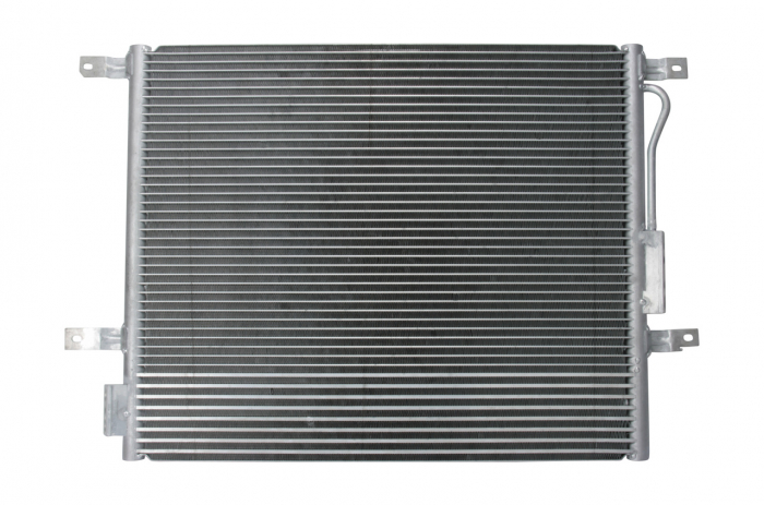 Condensator climatizare potrivit JEEP GRAND CHEROKEE II 2.7D 4.0 4.7 10.98-09.05