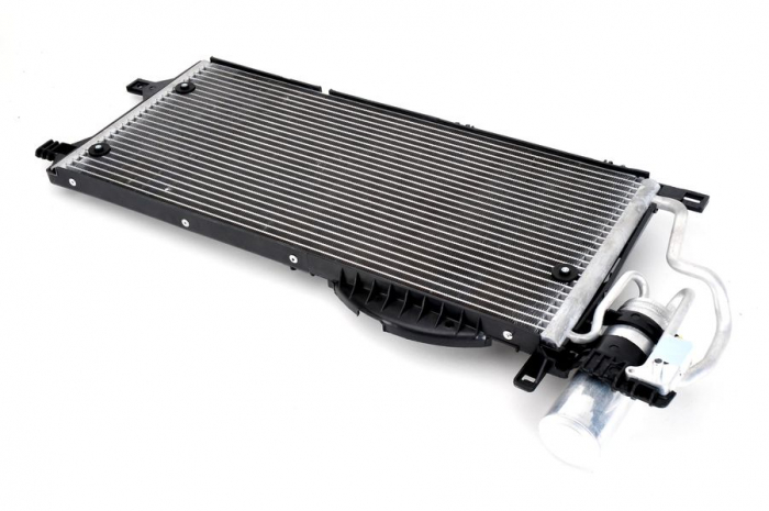 Condensator climatizare potrivit OPEL CORSA C (00 -) 1,7 DTi Diesel MA / C + / - A / A [2]