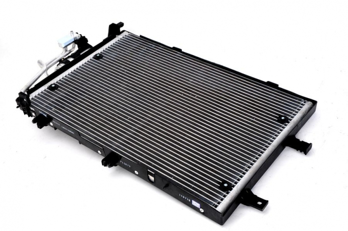 Condensator climatizare potrivit OPEL CORSA C (00 -) 1,8 i 16V Benz. M A / C + / - A / A [2]