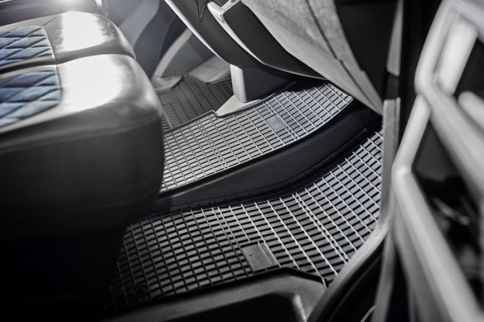 Covor podea FROGUM cauciuc, 4 buc. BASIC, fata/spate, set, culoare neagra, potrivit TOYOTA YARIS, YARIS CROSS 02.20-, Crossover, version: Standard [4]