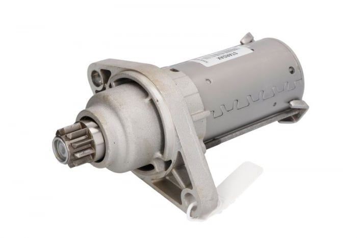 Demaror (12V, 1,1kW) potrivit AUDI A3; SEAT ALTEA, ALTEA XL, IBIZA IV, IBIZA IV SC, IBIZA IV ST, LEON; SKODA FABIA II, OCTAVIA II, ROOMSTER 1.2-3.6 02.03-05.22