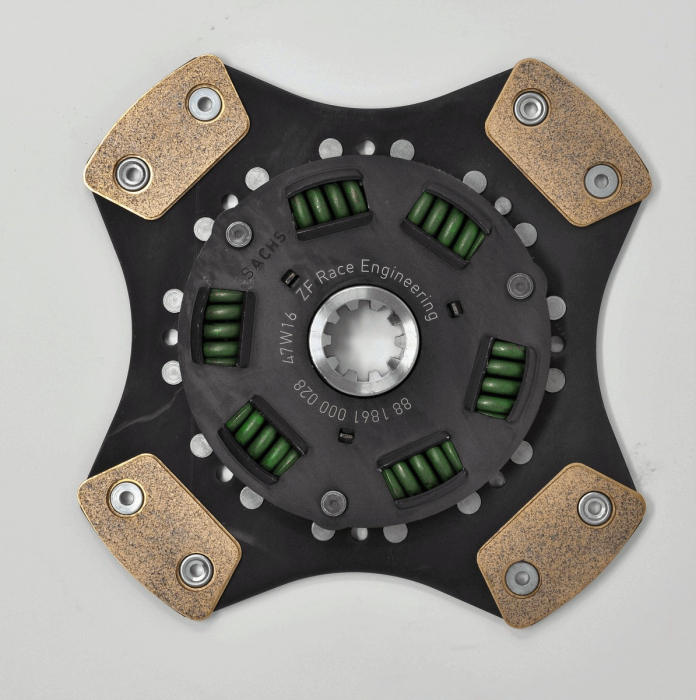 Disc ambreiaj potrivit BMW 2500-3.3 (E3), 2.5-3.2 (E9), 5 (E12), 5 (E28), 5 (E34), 6 (E24), 7 (E23), 7 (E32); MASERATI QUATTROPORTE IV 2.5-3.6 10.68-05.01