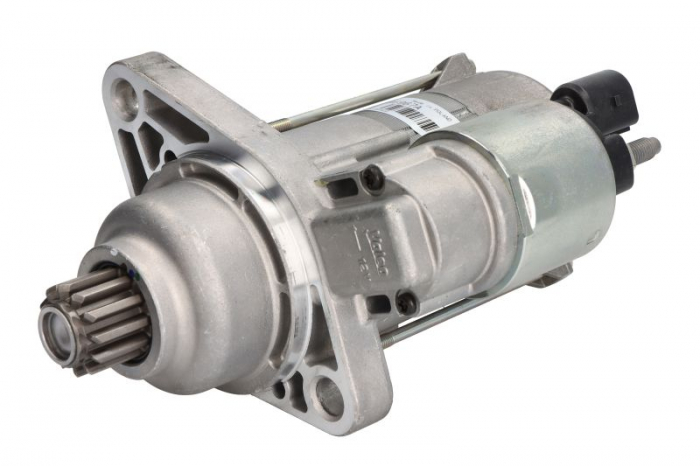 Electromotor (12V, 2kW) potrivit AUDI A3, Q2; SEAT ALTEA, ALTEA XL, ATECA, LEON, LEON SC, LEON ST; SKODA KAROQ, OCTAVIA II, OCTAVIA III; VW BEETLE, CADDY ALLTRACK, CADDY III 1.2-2.0D 01.07-