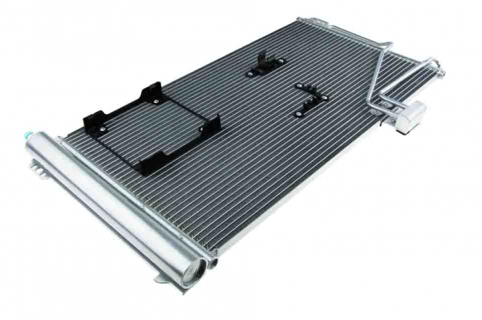 Evaporator A C cu uscator C-CLASS W 203 dupa 2000, C 200 CDI, CLK-CLASS W 209 dupa 2002, CLK 270 CDI