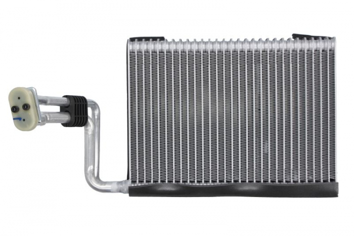 Evaporator aer conditionat potrivit BMW 1 (E81), 1 (E82), 1 (E87), 1 (E88), 3 (E90), 3 (E91), 3 (E92), 3 (E93), X1 (E84), X3 (F25), X4 (F26) 1.6-4.4 06.04-03.18